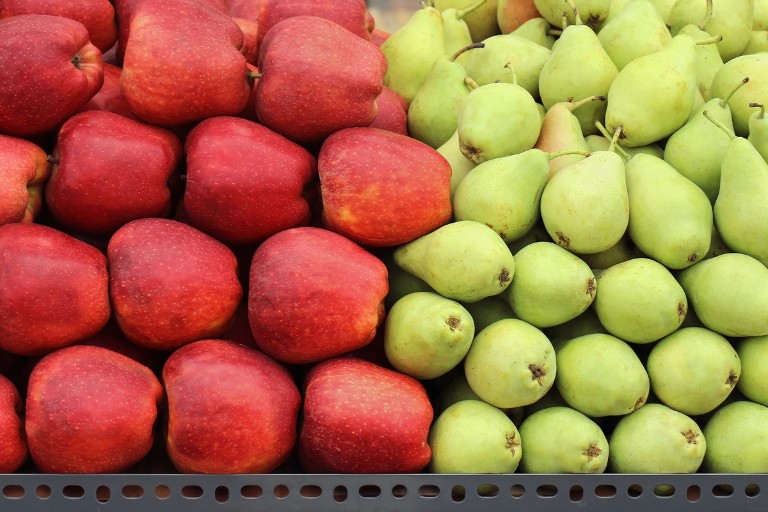 Cómo Elegir las Mejores Manzanas y Peras: Guía de Compra de Frutas de Pepita